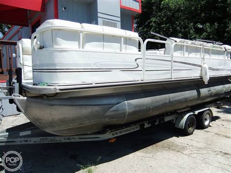 (Louisville) 1995 Riviera 24' Pontoon Boat with motor and trailer. . Craigslist pontoon boats